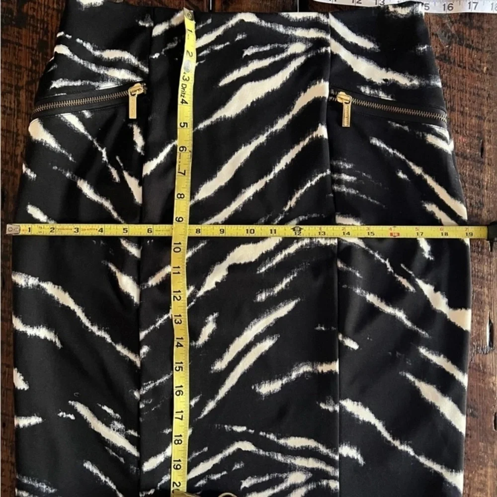 Michael Kors Zebra Print Skirt Size 8